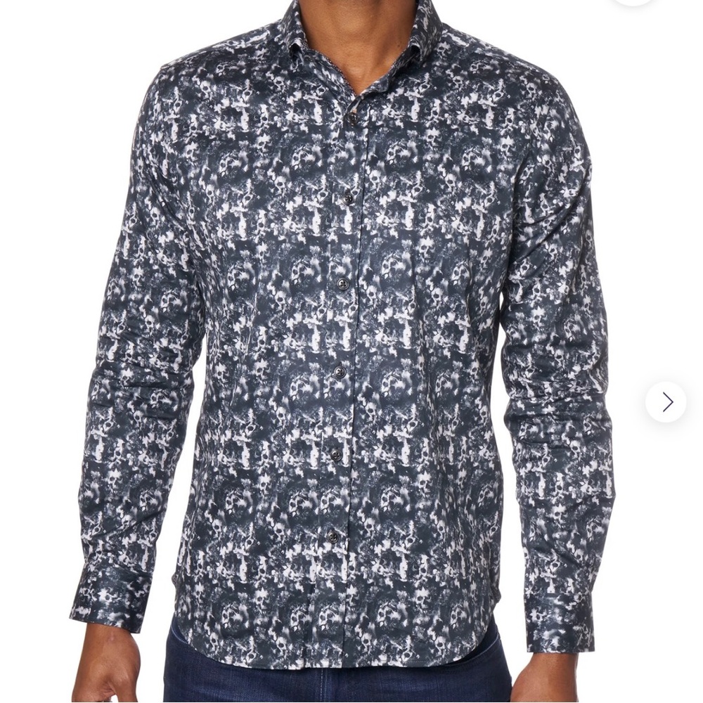 Robert Graham long sleeve button down shirt